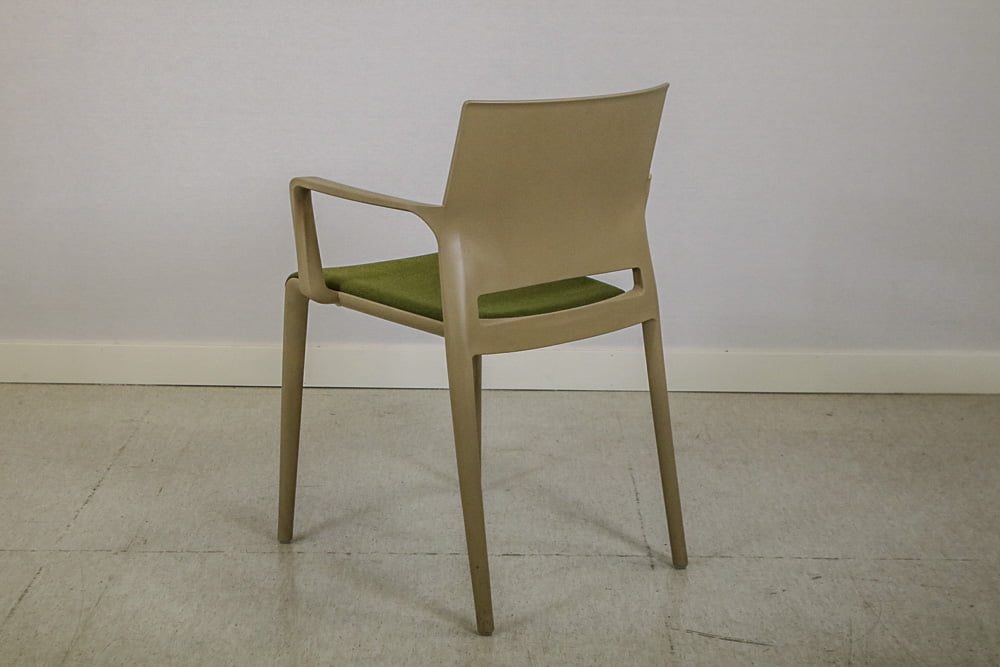 Bakhita tuoli - Suomen Kalustekeskus