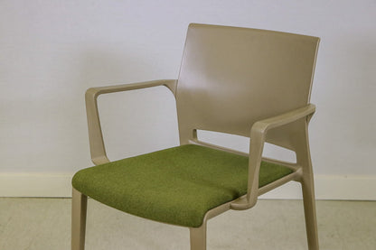 Bakhita tuoli - Suomen Kalustekeskus