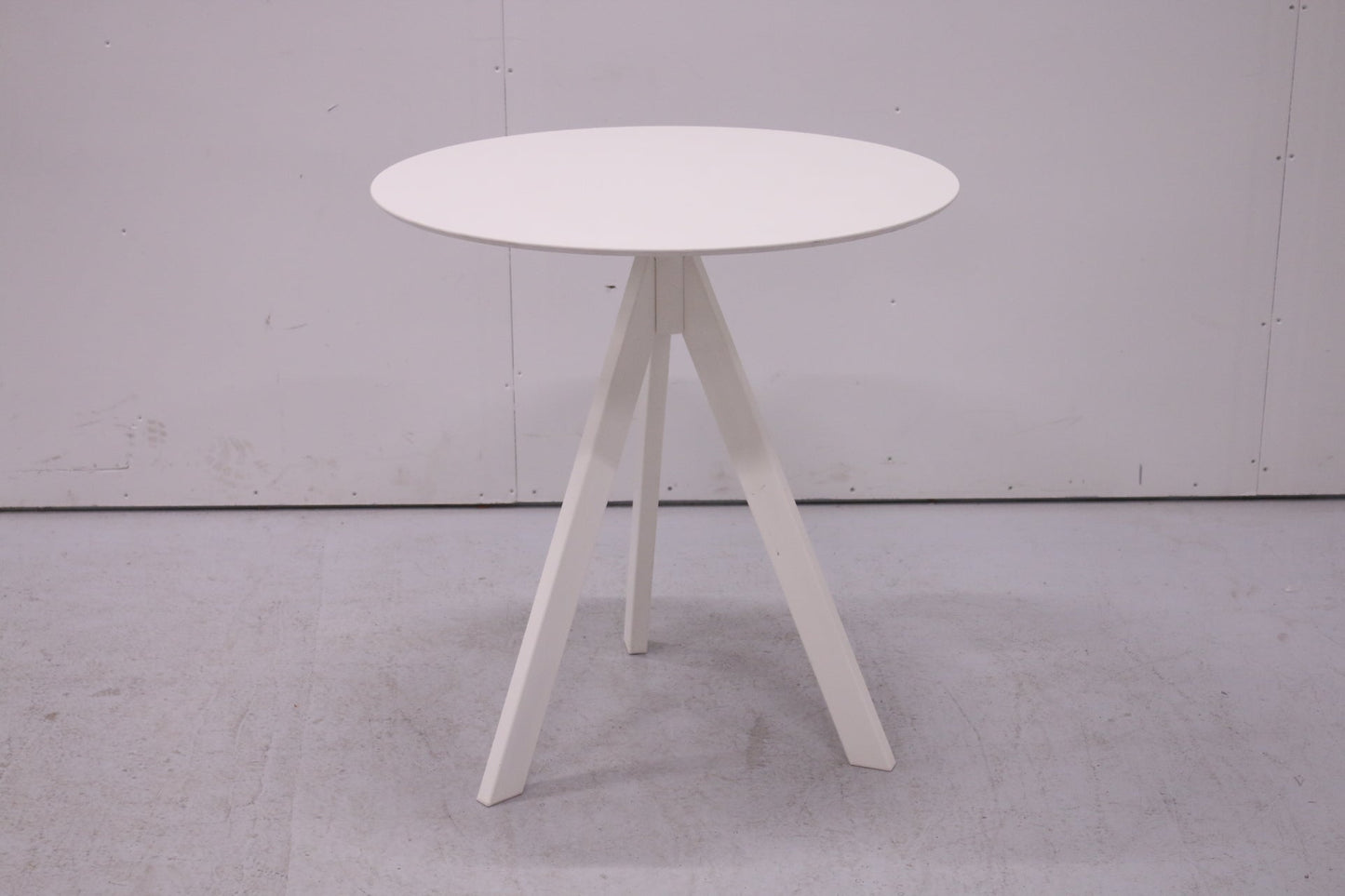 Cafe - pöytä ARKI pyöreä H70, Pedrali - Suomen Kalustekeskus