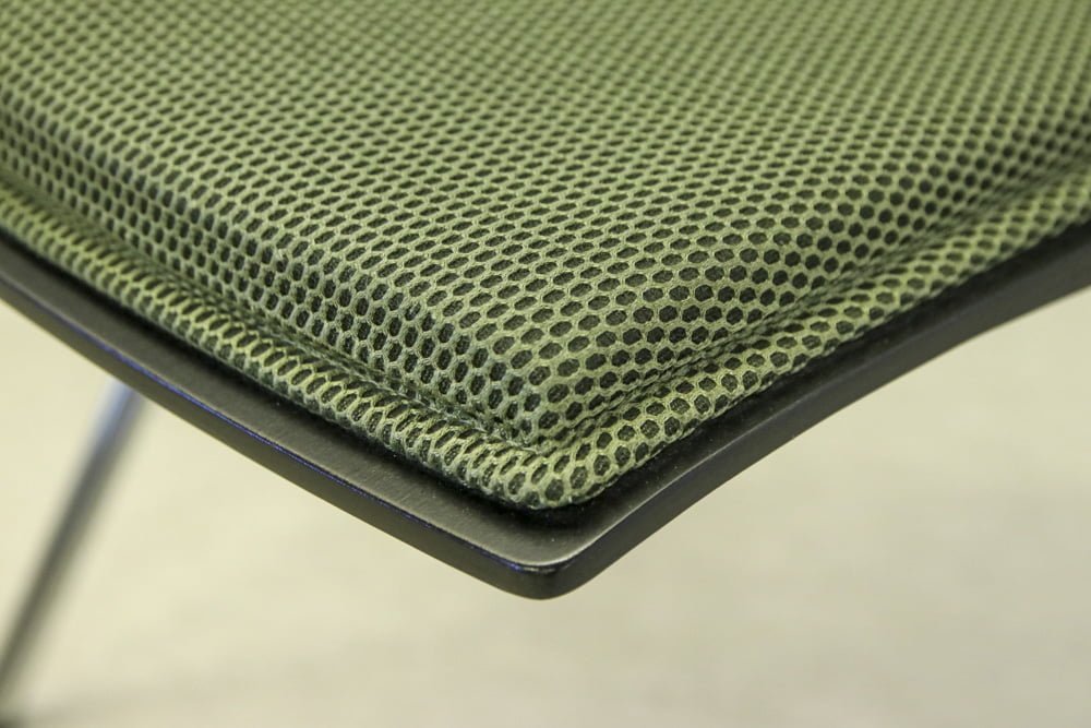 Clash tuoli - Suomen Kalustekeskus