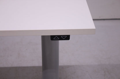 EFG sähköpöytä harmaa / valkoinen 180x60 - Suomen Kalustekeskus