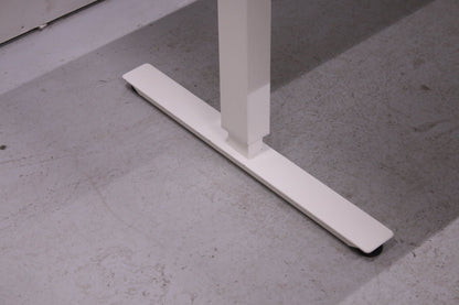 EFG valkoinen sähköpöytä 160*80 - Suomen Kalustekeskus