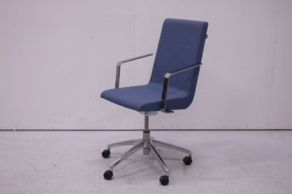 EFG Woods neuvottelutuoli - Suomen Kalustekeskus