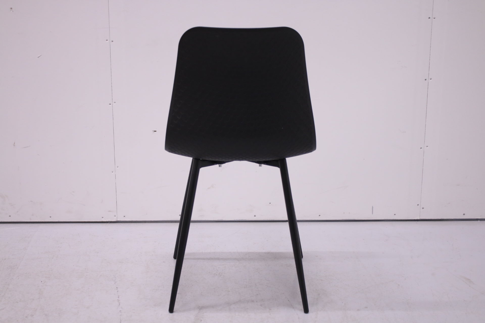 Ellos muovituoli, musta - Suomen Kalustekeskus