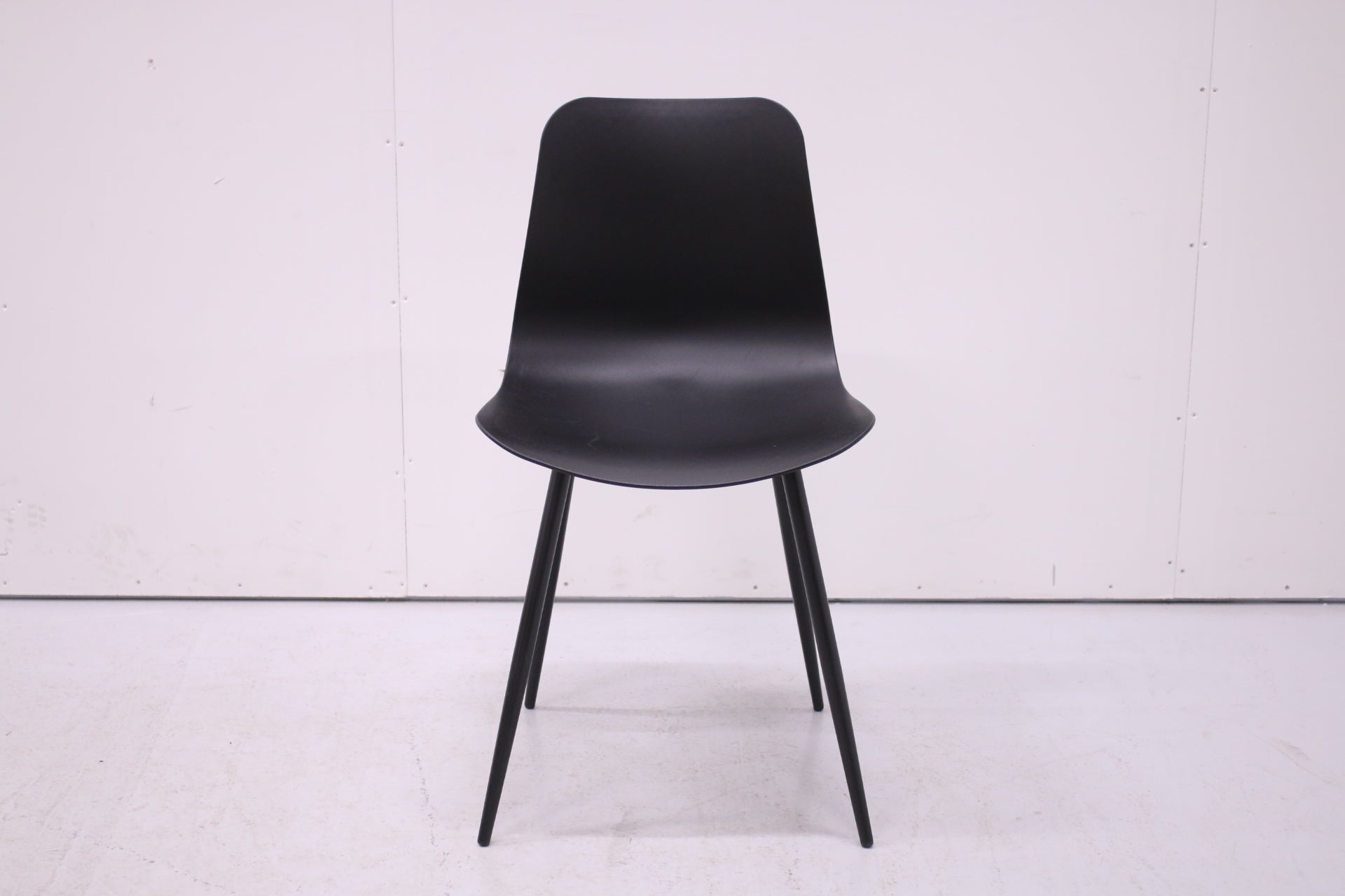 Ellos muovituoli, musta - Suomen Kalustekeskus