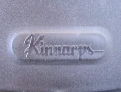 Ennakkomyynnissä: Kinnarps 6000 - työtuoli musta, korkea selkänoja - Suomen Kalustekeskus