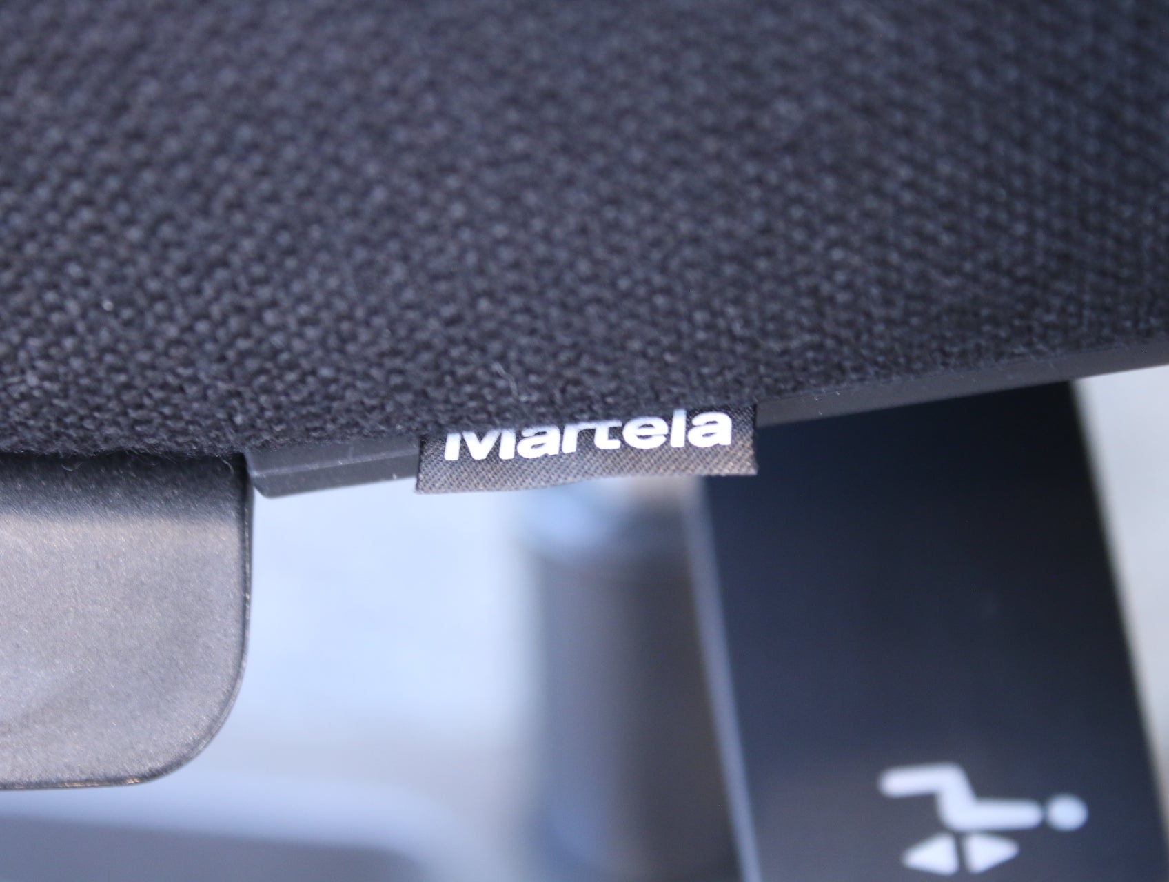 Ennakkomyynnissä: Martela Axia 2.5 - työtuoli, musta - Suomen Kalustekeskus