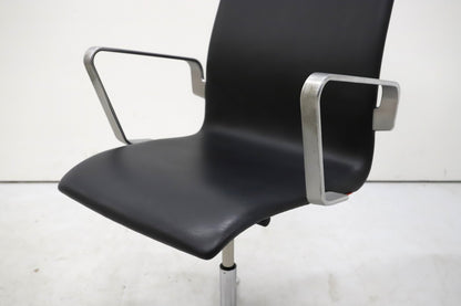 Fritz Hansen Oxford - työtuoli, nahkaverhoilu, Design Arne Jacobsen - Suomen Kalustekeskus