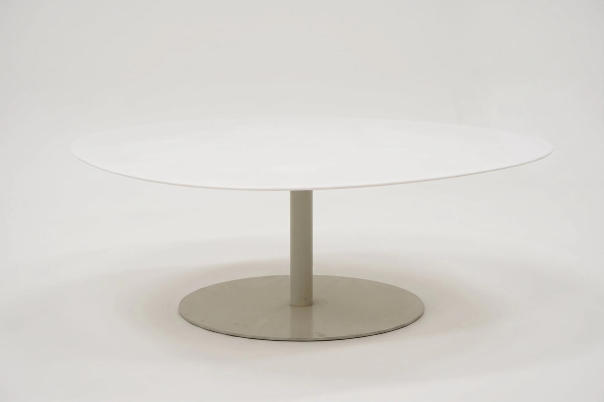 Fritz Hansen sohvapöytä 114 x 110 cm – valkoinen - Suomen Kalustekeskus