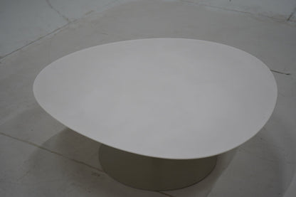 Fritz Hansen sohvapöytä 114 x 110 cm – valkoinen - Suomen Kalustekeskus