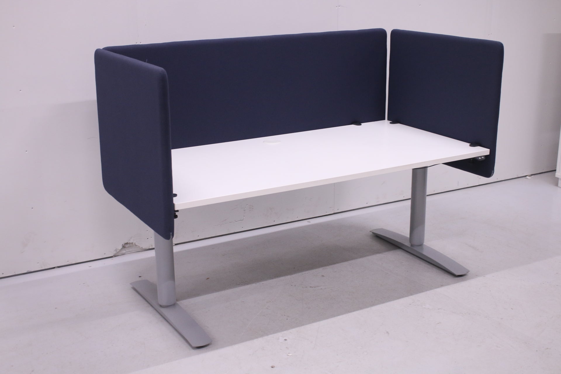 Götessons pöytäseinäke kokonaisuus 160x80 cm pöytään - Suomen Kalustekeskus