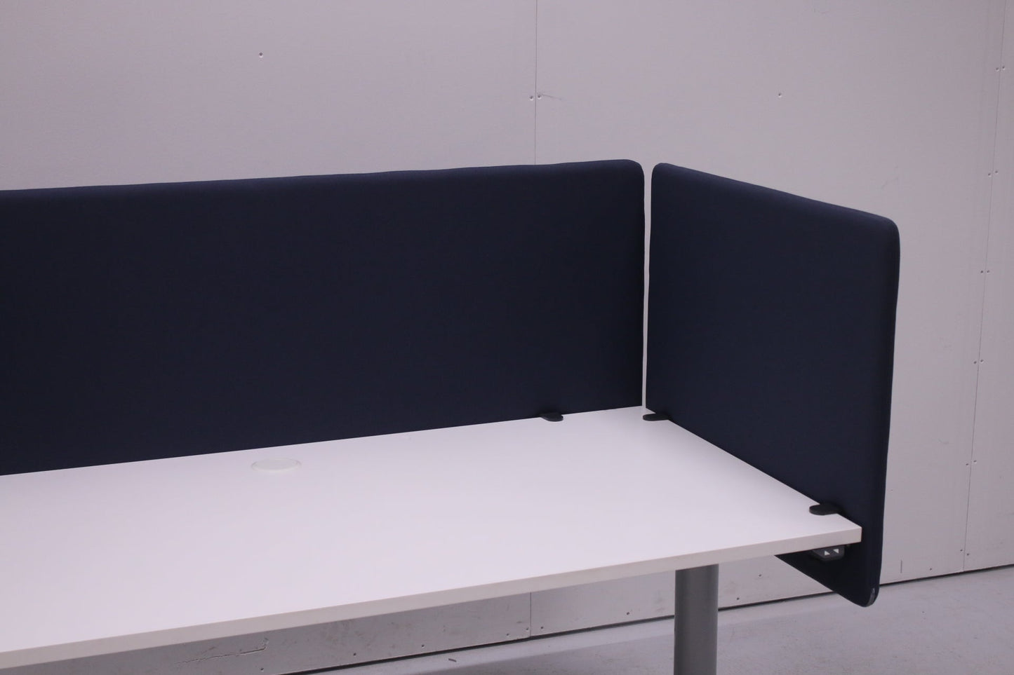 Götessons pöytäseinäke kokonaisuus 160x80 cm pöytään - Suomen Kalustekeskus