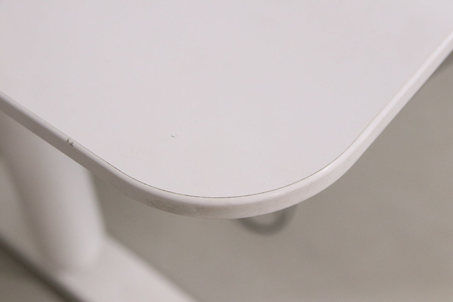 Ikea Bekant sähköpöytä 160*80 - Suomen Kalustekeskus