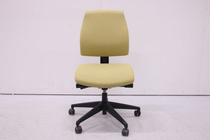 Interstuhl Goal - työtuoli, käsinojaton - Suomen Kalustekeskus