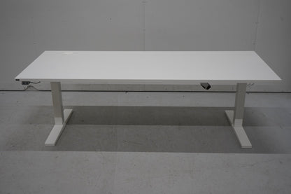 Isku 200x80 sähköpöytä, valkoinen - Suomen Kalustekeskus