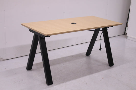 Isku Joy - neuvottelupöytä pukkijalalla 140x70 - Suomen Kalustekeskus