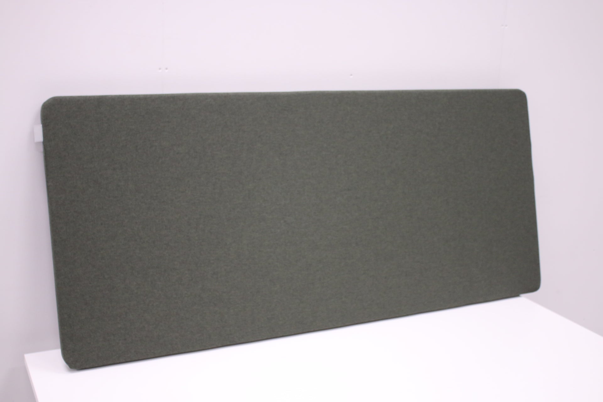 Isku Mode Akusto päätysermi 160x70, murrettu vihreä - Suomen Kalustekeskus