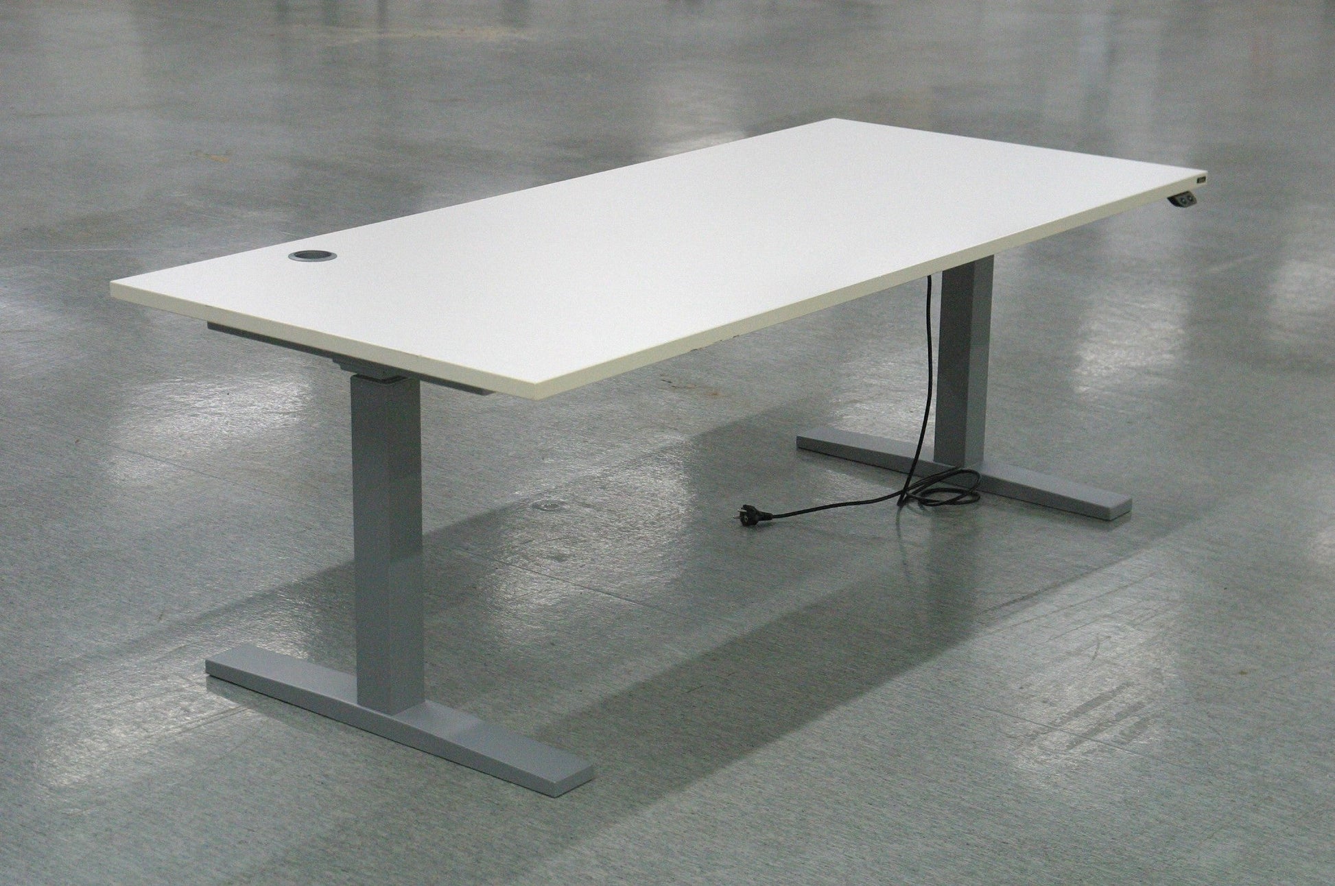 Isku sähköpöytä 160*80 cm - Suomen Kalustekeskus