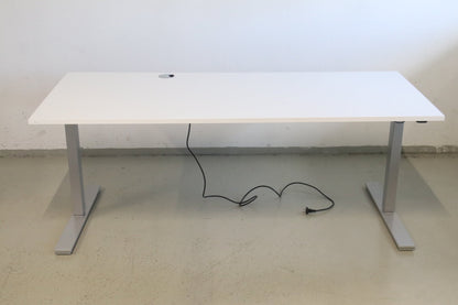 Isku sähköpöytä 180*80 cm - Suomen Kalustekeskus
