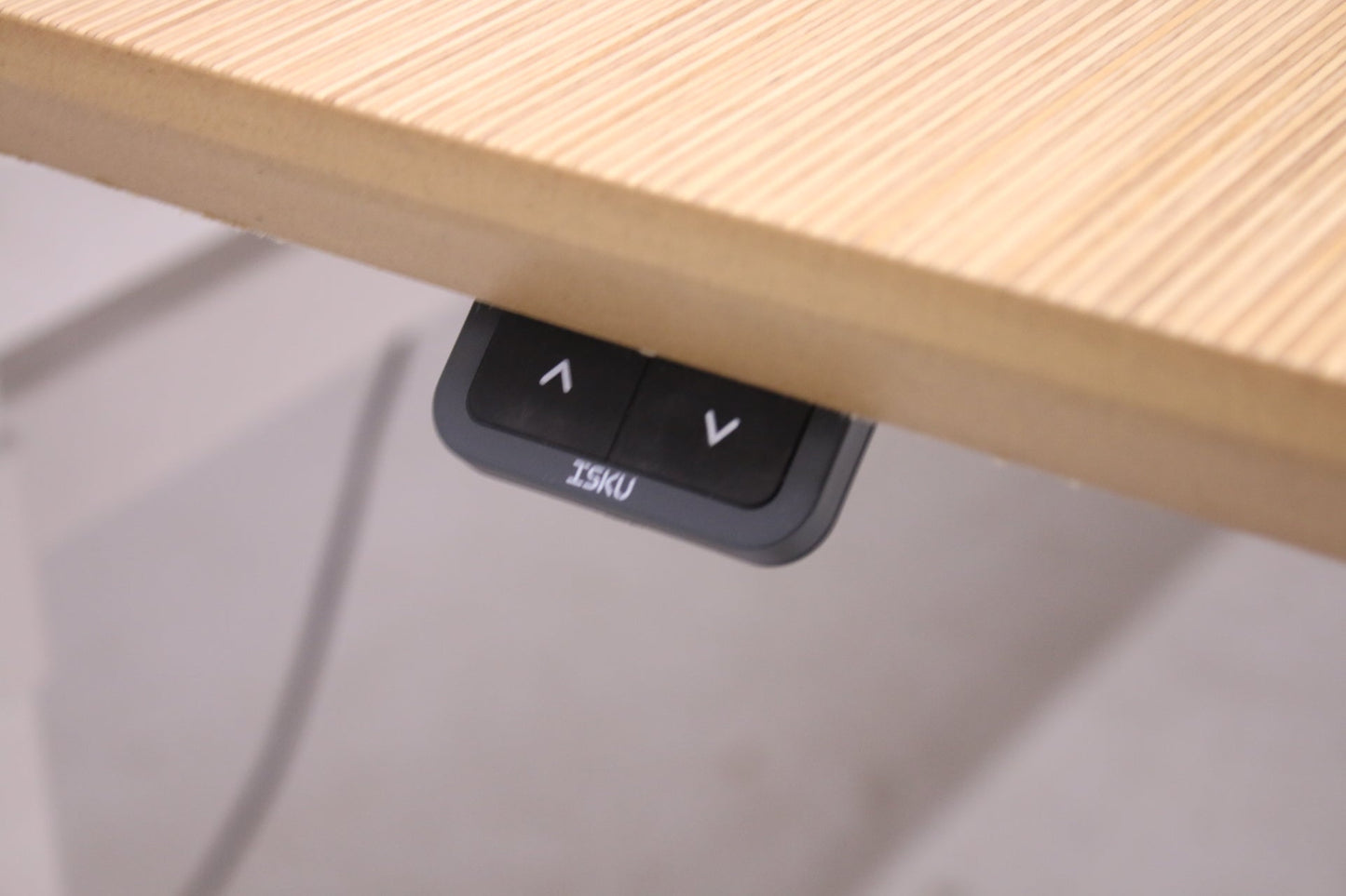 Isku sähkösäätöinen neuvottelupöytä 206x100 - Suomen Kalustekeskus