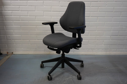 Isku Step + työtuoli, harmaa - Suomen Kalustekeskus