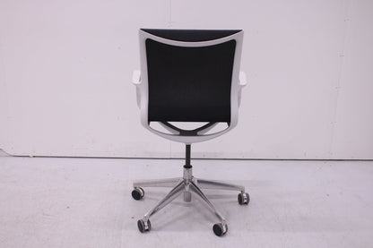 Isku Still meeting - työtuoli - Suomen Kalustekeskus