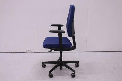 Isku Still S1 - työtuoli sininen - Suomen Kalustekeskus