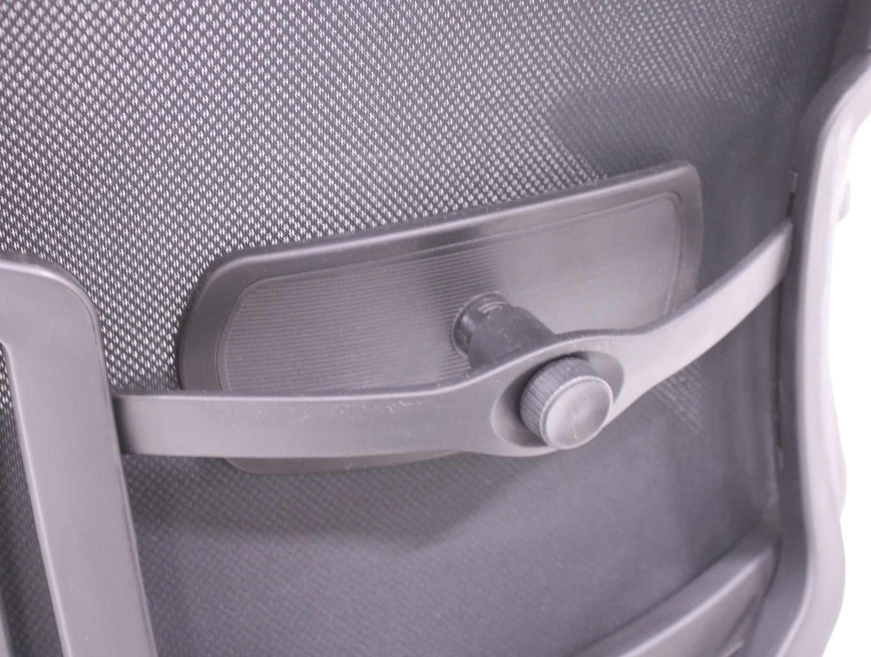 Isku Still työtuoli ristiseläntuella, uudelleenverhoiltu istuin - Suomen Kalustekeskus