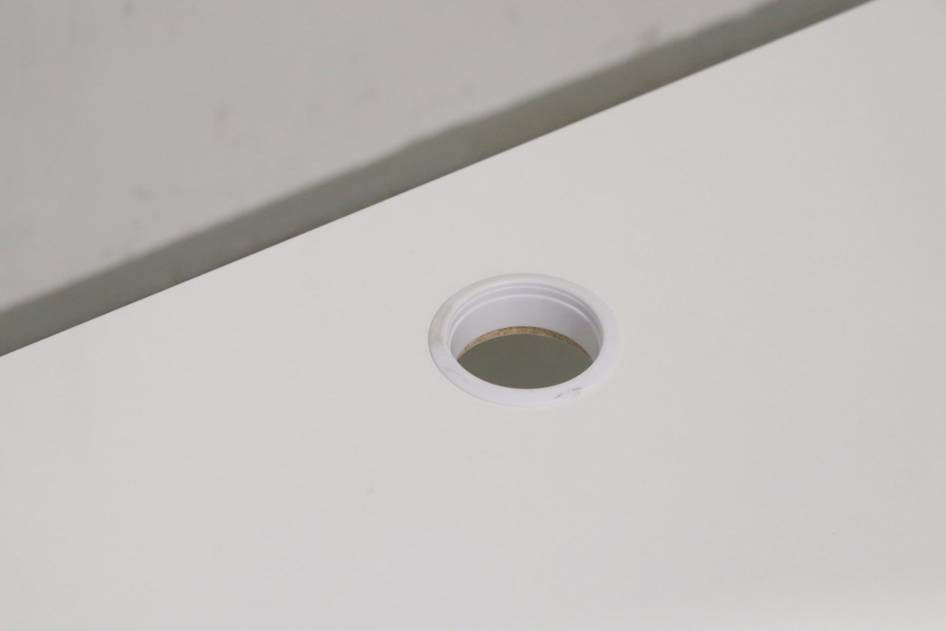 Isku Style sähköpöytä, valkoinen 160x80cm - Suomen Kalustekeskus