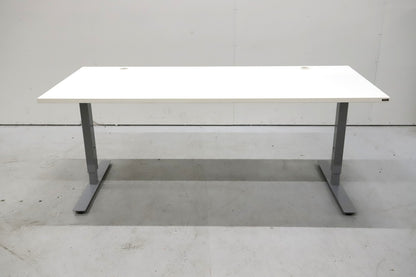 Isku työpöytä 180x80 manuaalisella korkeudensäädöllä - Suomen Kalustekeskus