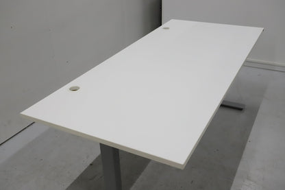 Isku työpöytä 180x80 manuaalisella korkeudensäädöllä - Suomen Kalustekeskus