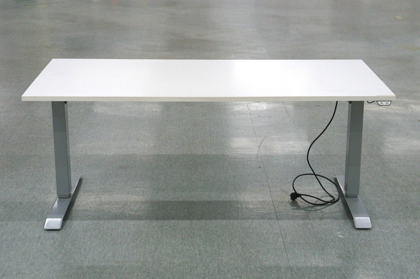 Iskun sähköpöytä 160*80 cm - Suomen Kalustekeskus