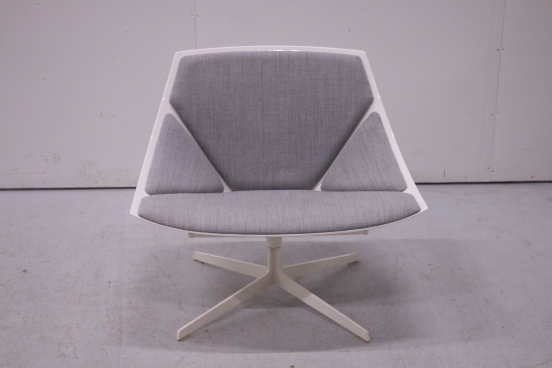 JEHS + LAUB, nojatuoli, "Space lepotuoli" Fritz Hansen - Suomen Kalustekeskus