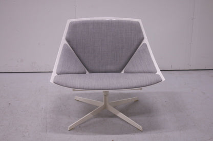 JEHS + LAUB, nojatuoli, "Space lepotuoli" Fritz Hansen - Suomen Kalustekeskus