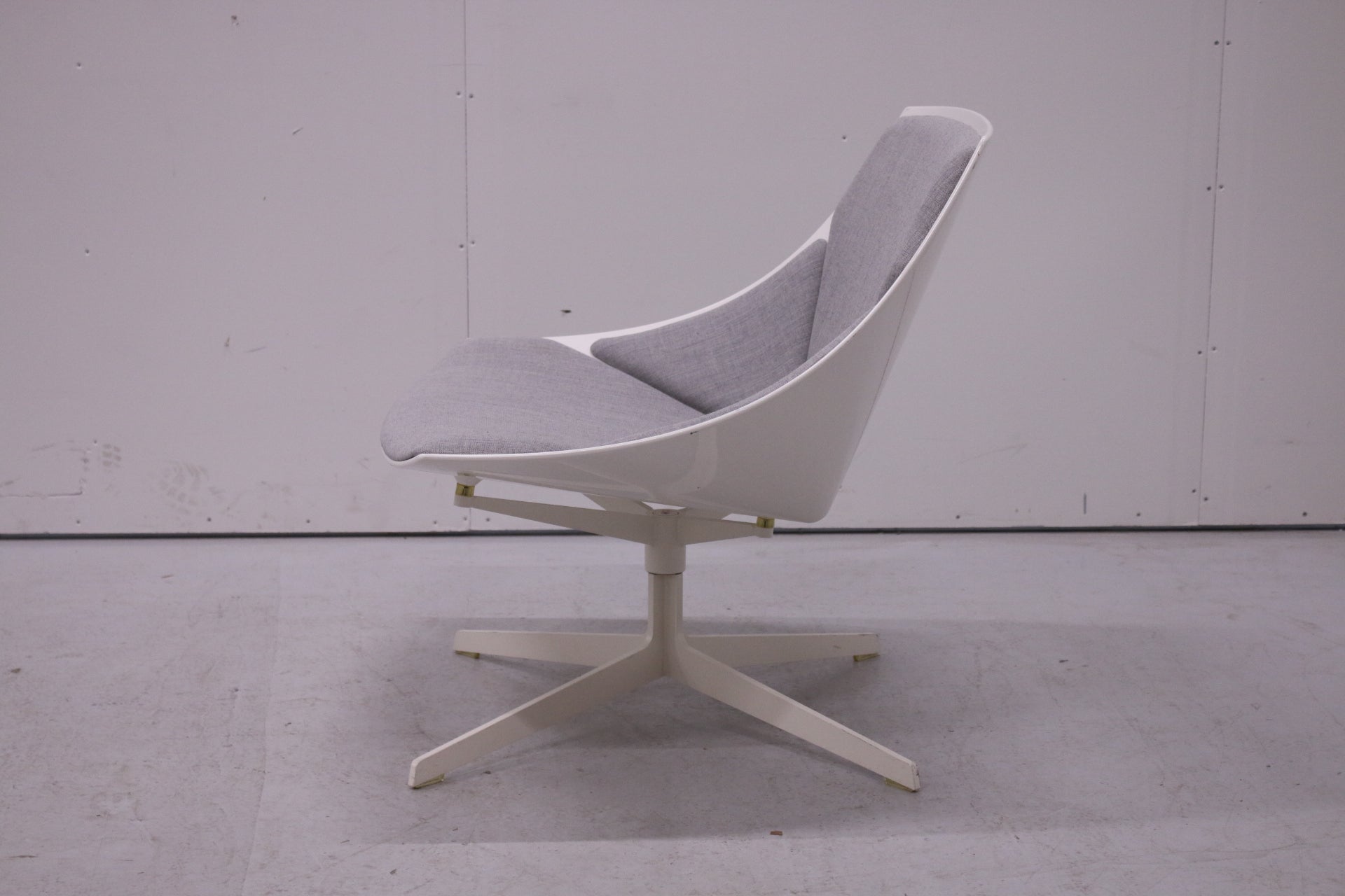 JEHS + LAUB, nojatuoli, "Space lepotuoli" Fritz Hansen - Suomen Kalustekeskus
