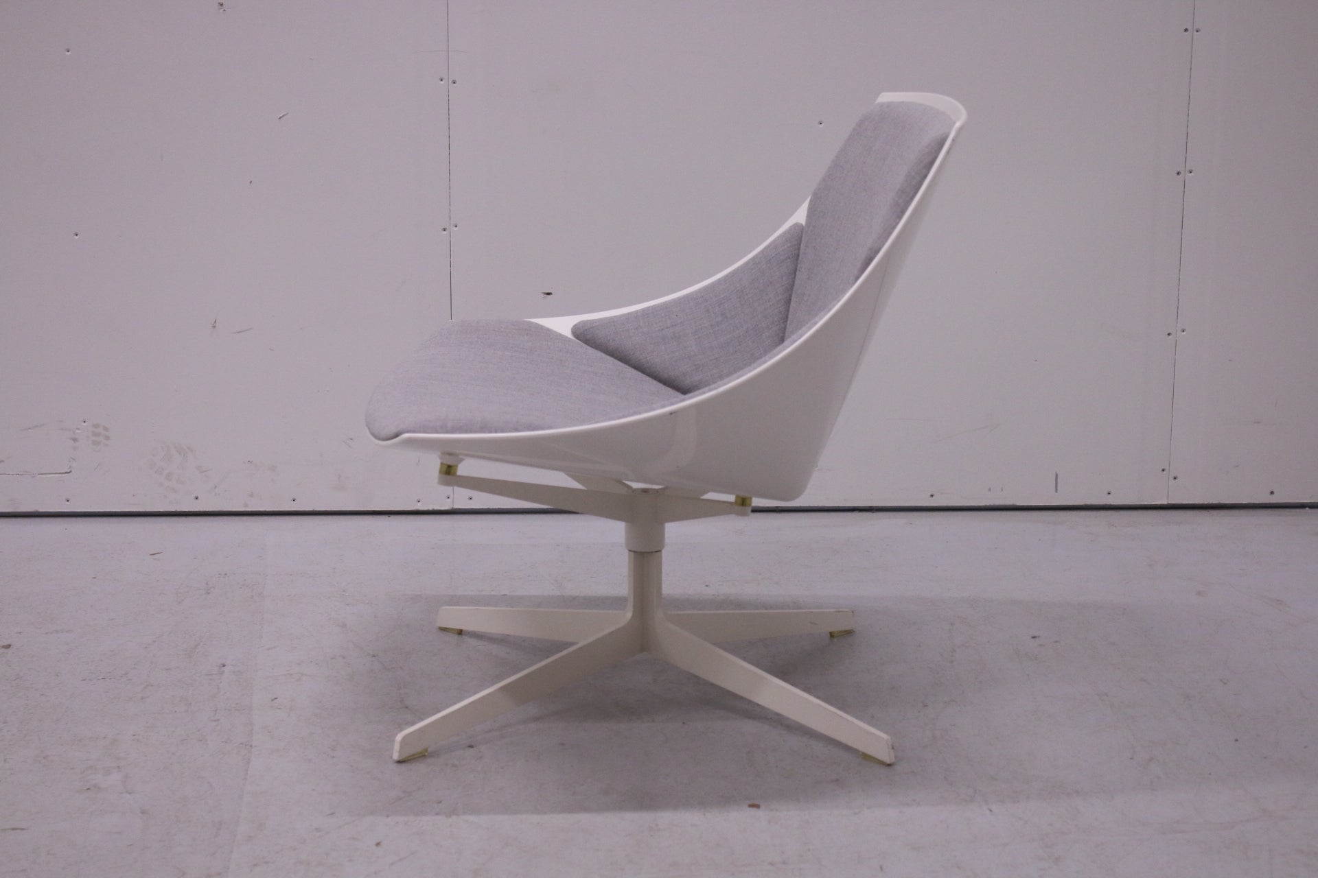 JEHS + LAUB, nojatuoli, "Space lepotuoli" Fritz Hansen - Suomen Kalustekeskus