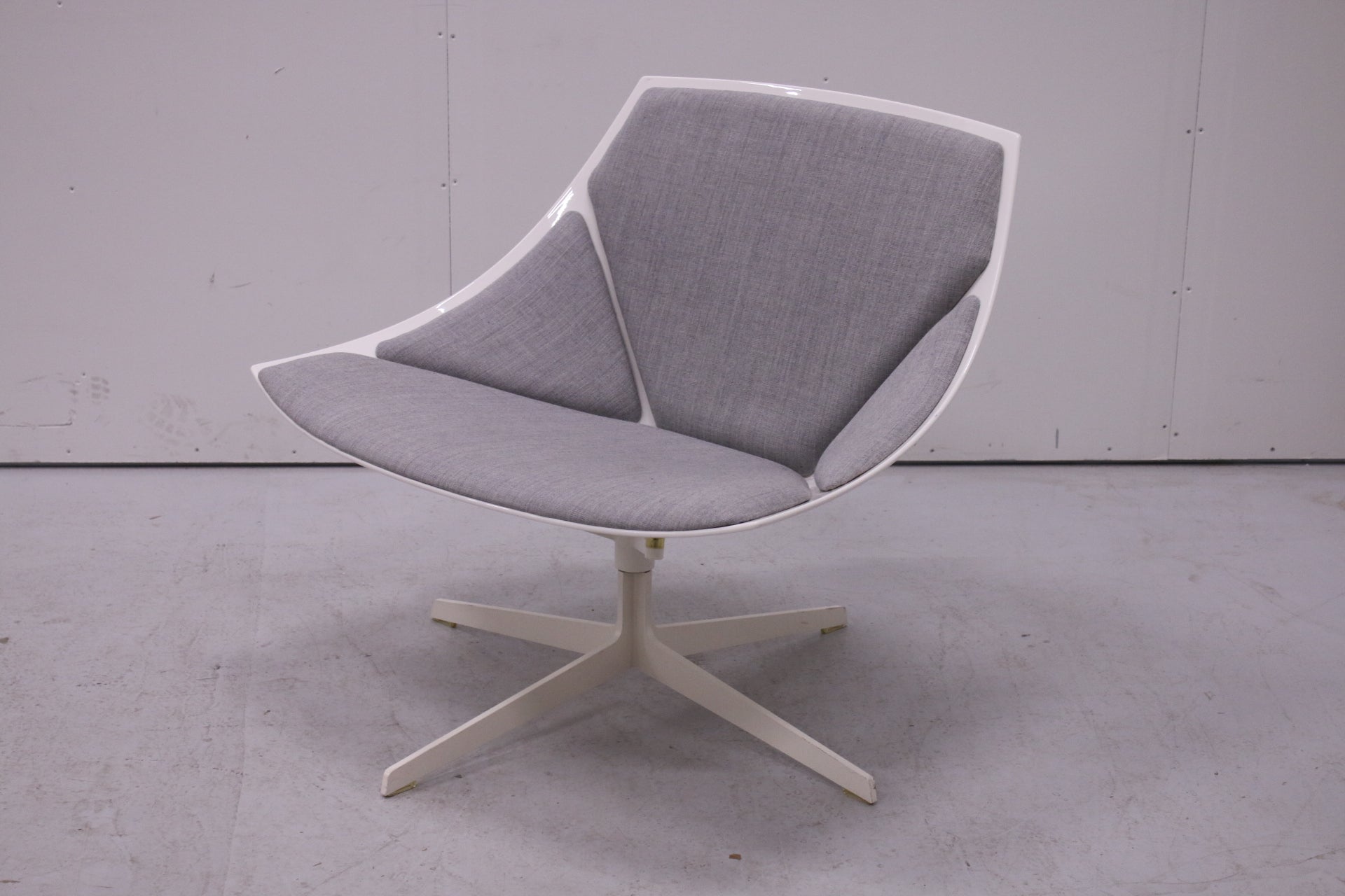 JEHS + LAUB, nojatuoli, "Space lepotuoli" Fritz Hansen - Suomen Kalustekeskus