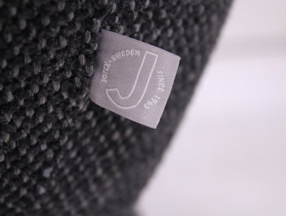 JESOLO käsinojallinen tuoli - Suomen Kalustekeskus