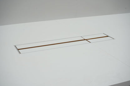 Johtotason neuvottelupöytä 495x135 cm, Valkoinen / kromi - Suomen Kalustekeskus
