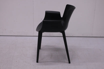 Kartell Piuma - tuoli, Design Piero Lissoni - Suomen Kalustekeskus