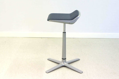 KINETICis5 baarijakkara - Suomen Kalustekeskus