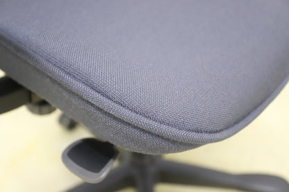 Kinnarps 6000 työtuoli, harmaa - Suomen Kalustekeskus