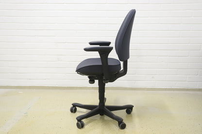 Kinnarps 6000 työtuoli, harmaa - Suomen Kalustekeskus