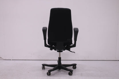 Kinnarps 6000 - työtuoli, Korkea selkänoja (2D - käsinojat) - Suomen Kalustekeskus