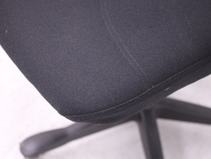 Kinnarps 6000 - työtuoli, Korkea selkänoja (2D - käsinojat) - Suomen Kalustekeskus