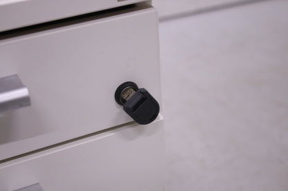 Kinnarps laatikosto kolmeosainen, valkoinen - Suomen Kalustekeskus