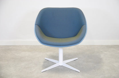 Kuppi - nojatuoli - Suomen Kalustekeskus