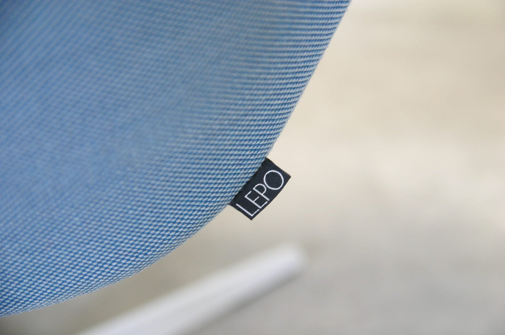 Kuppi - nojatuoli - Suomen Kalustekeskus