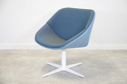 Kuppi - nojatuoli - Suomen Kalustekeskus