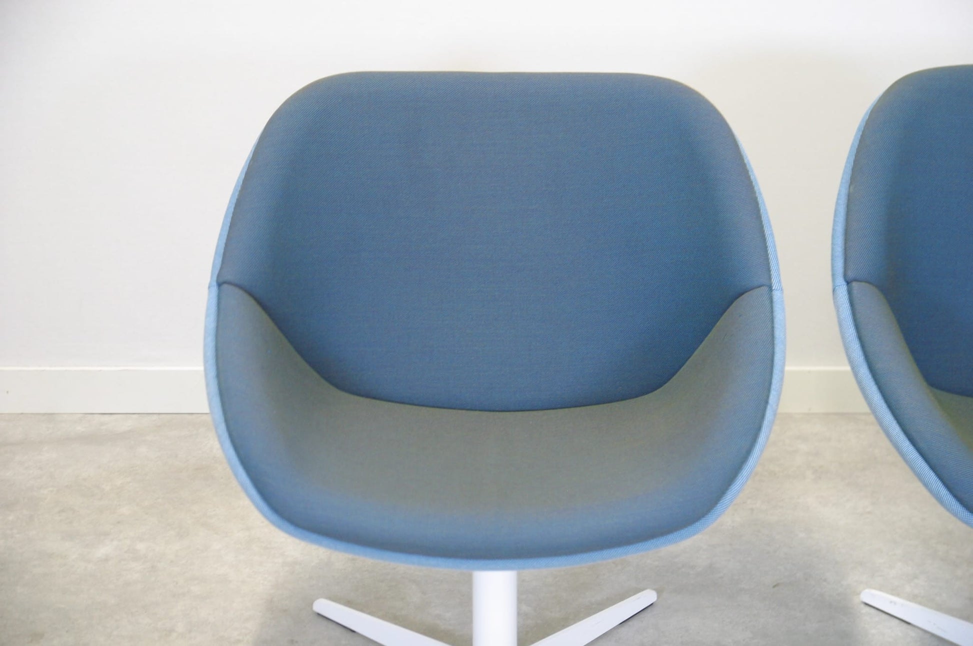 Kuppi - nojatuoli - Suomen Kalustekeskus